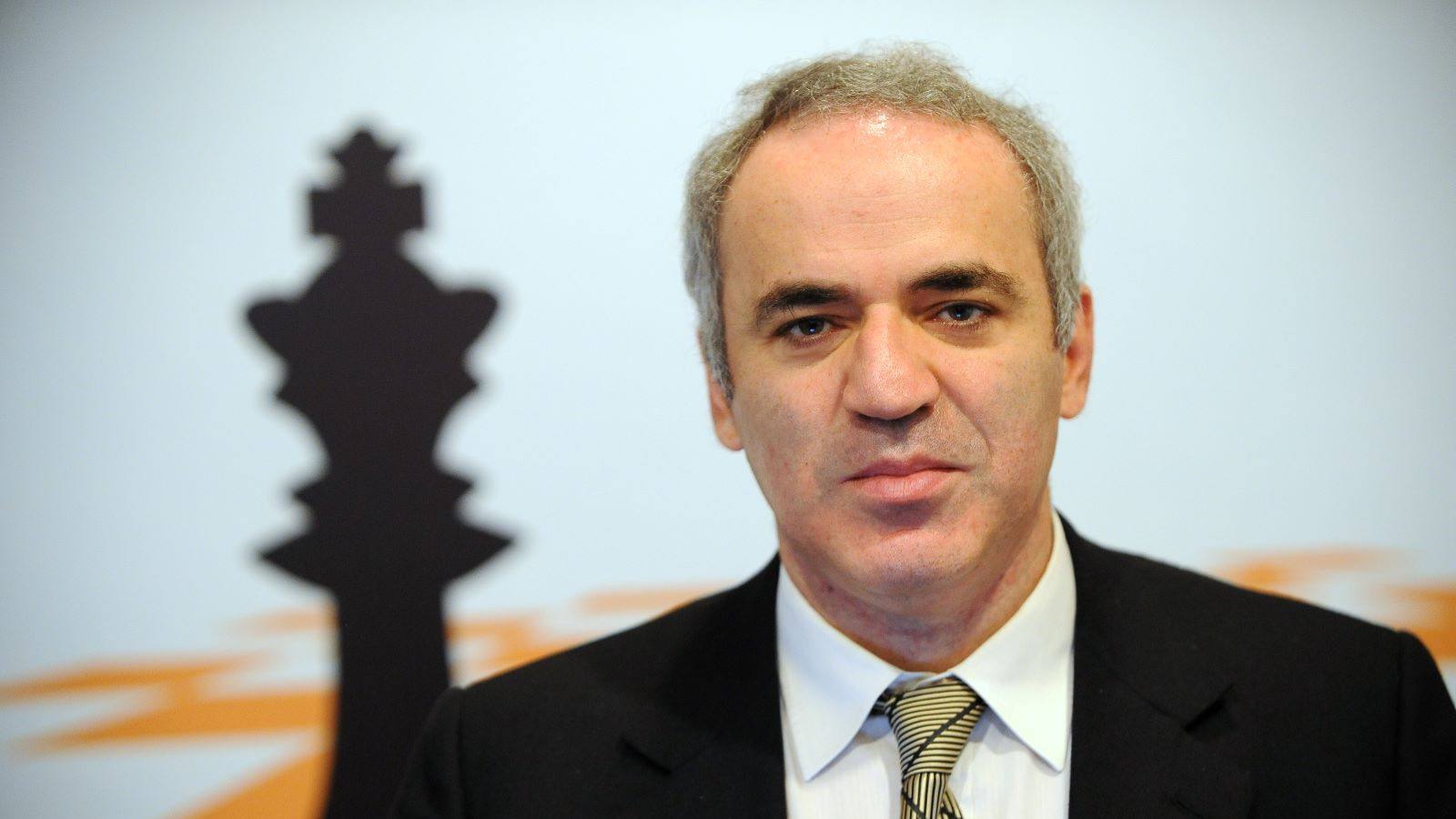 Rusya’da satranç ustası Gary Kasparov için tutuklama kararı
