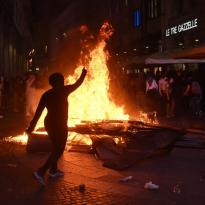 Fransa ve İtalya hükümetleri protestolara karşı orduyu sahaya sürüyor