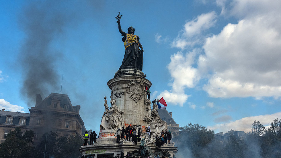 France imposes curfews as riots spiral — ApsnyNews World News
