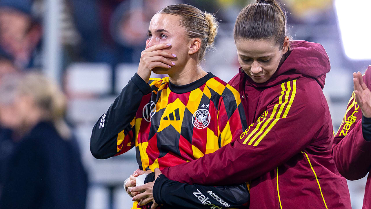 Eintracht Frankfurt: Trainer verrät: Darum weinte Laura Freigang | Sport