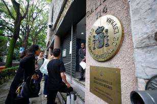 El 80% de los casos de la ‘ley de nietos’ están concentrados en 16 oficinas consulares y sin expediente digital | Elecciones generales | España