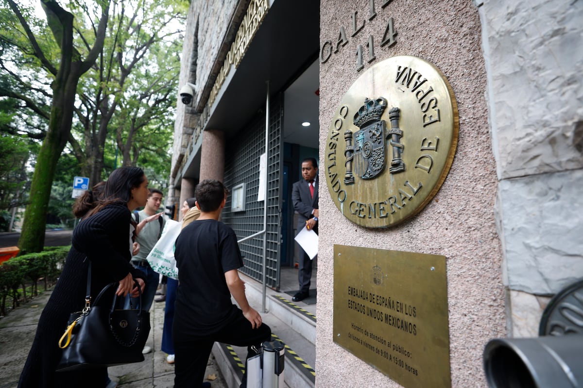 El 80% de los casos de la ‘ley de nietos’ están concentrados en 16 oficinas consulares y sin expediente digital | Elecciones generales | España