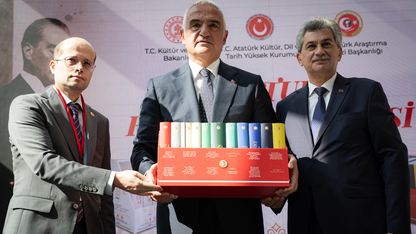Atatürk’ün eseri Nutuk 8 dilde dünyaya ulaşacak
