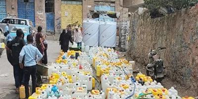 المليشيات الحوثية تقطع الغذاء والمياه والأدوية عن تعز